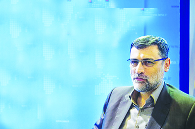 قاضی‌زاده: شهردار تهران سیاست «مردم‌محوری»  را جایگزین سیاست «ضدمردمی» کند