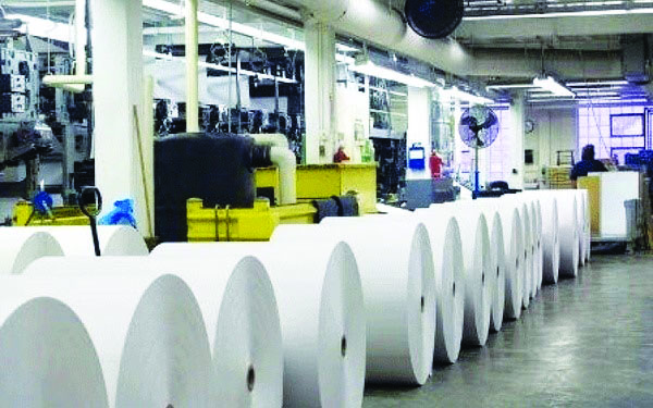 رئیس سندیکای تولیدکنندگان کاغذ ایران: افزایش حدود 800 درصدی قیمت کاغذ روزنامه طی 5 سال  لغو تخصیص ارز، علت گرانی قابل توجه کاغذ تولید داخلی نمی‌تواند پاسخگوی نیاز کشور باشد