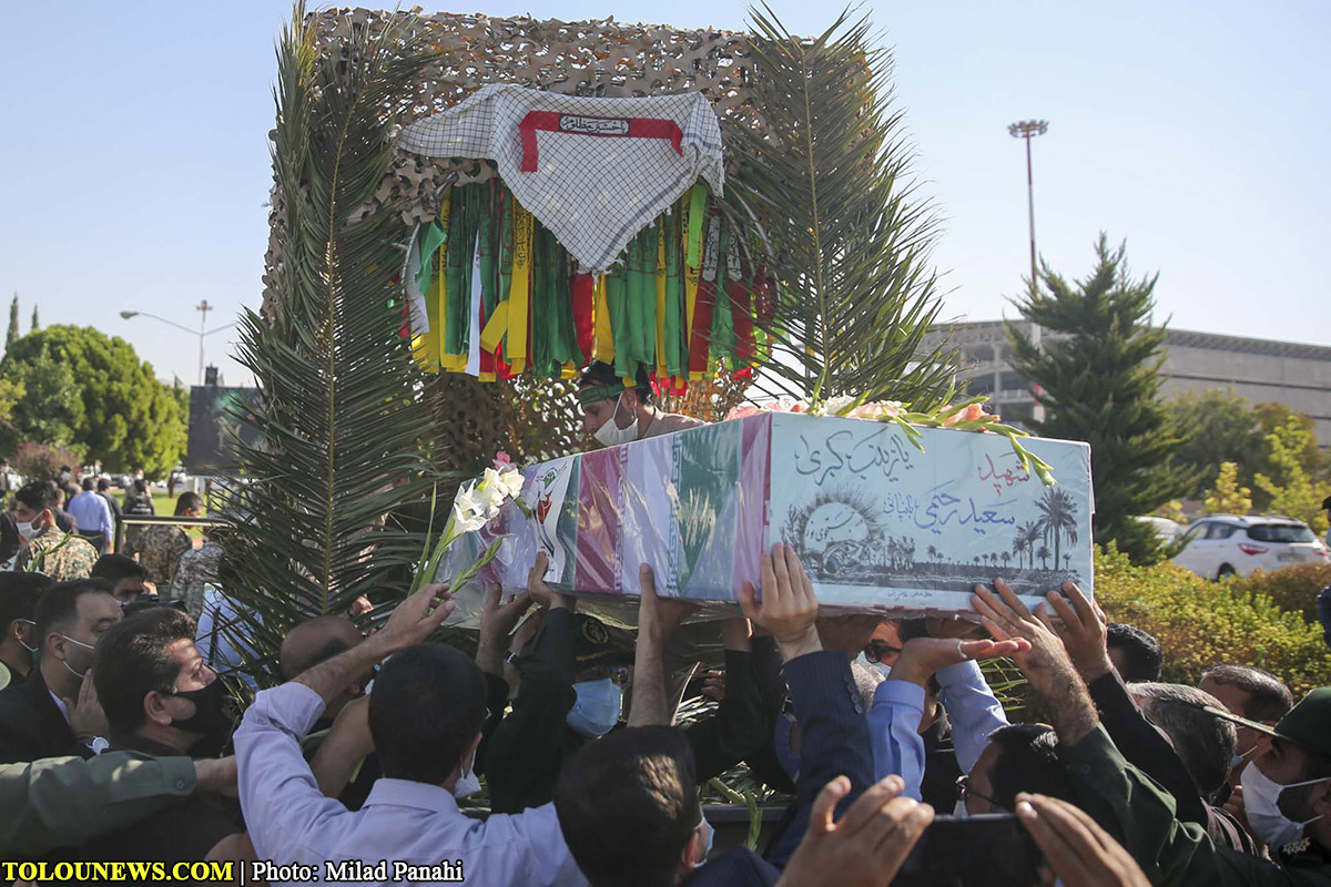 استقبال از پیكرهای مطهر دو تن از شهدای دوران دفاع مقدس در شیراز/ عکس: میلاد پناهی