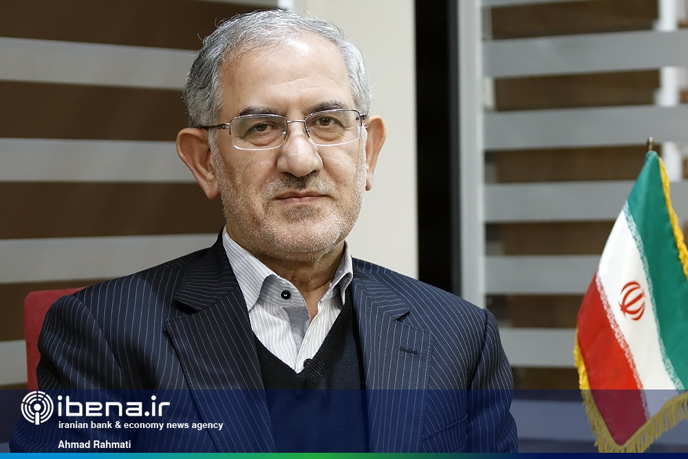 رئیس هیئت‌مدیره انجمن بهره‌وری ایران : هزینه خروج هر نخبه از کشور، معادل یک میلیون دلار است