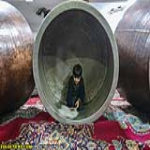 des: مراسم پخت سمنو  که در زبان محلی شیراز به آن سمنی گفته می‌شود، همه ساله در روزهای پایانی سال اجرا می‌شود