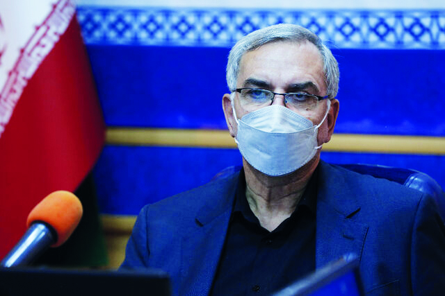 وزیر بهداشت: ۴۳ درصد هزینه‌های درمان از جیب مردم پرداخت می‌شود