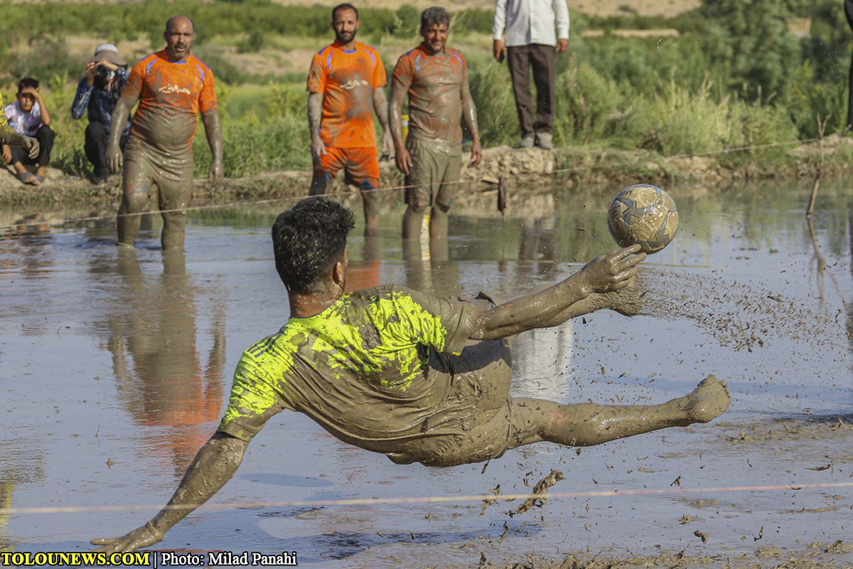 مسابقات فوتشل (فوتبال شلی) در استهبان فارس/ عکس: میلاد پناهی