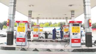 سهمیه هر دو کارت تمام شود، مردم چگونه بنزین بزنند؟