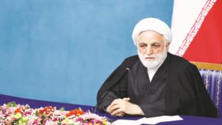 به صورت صددرصدی فضا را باز می‌کنیم تا افراد خوش‌فکر و جوان  در ساختار قضایی روی کار بیایند