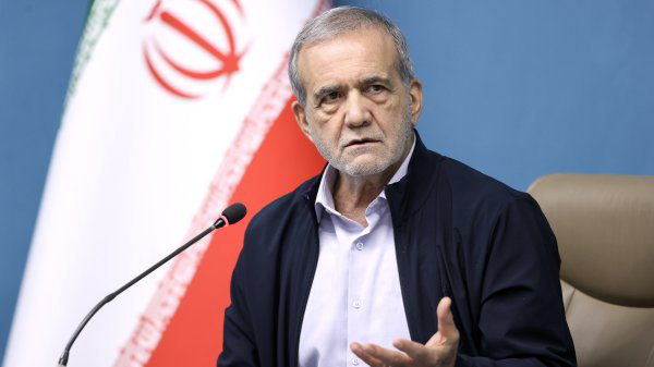 کار با امر و نهی صرف به پیش نمی‌رود؛ باید با مردم تعامل مؤثر و مثبت برقرار کنیم