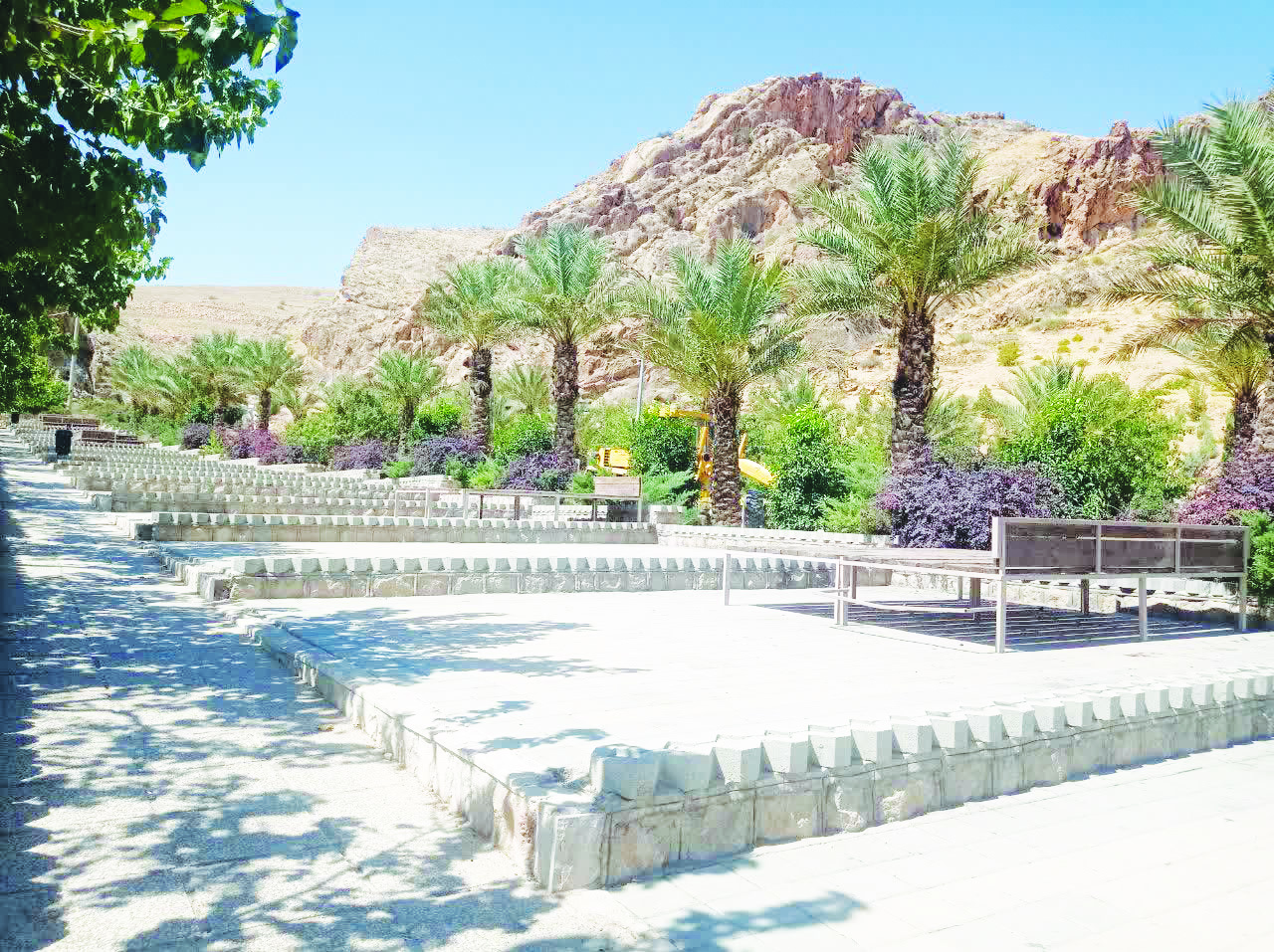 آغاز احداث مسیر دسترسی به ارتفاعات بام سبز شیراز
