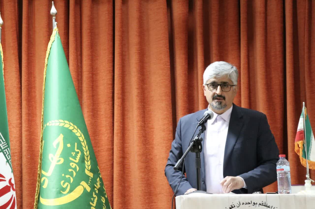 فارس رتبه اول تولید و صادرات انجیر  با نشان و ثبت جهانی