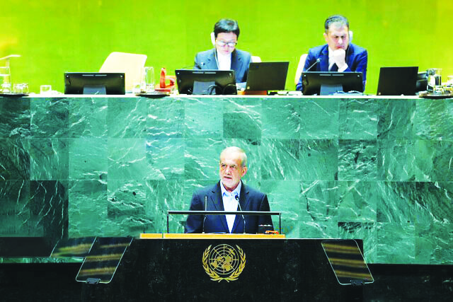 پیشنهاد «مطهری» به «پزشکیان»؛ درخواست ملاقات ترامپ را بپذیر