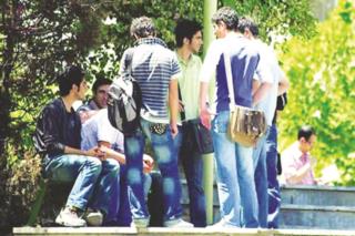 چرا یک چهارم جوانان ایرانی نه کار دارند و نه تحصیل می‌کنند؟
