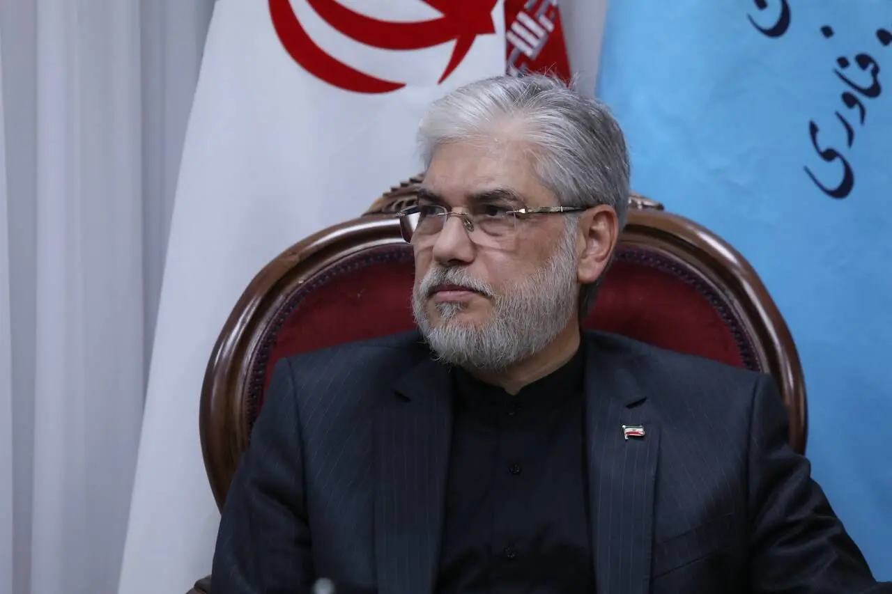 کاهش ۵۰ درصدی تعداد دانشجویان علوم پایه کشور فاجعه است