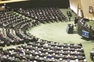 ایران تنها کشوری است که جوان به خاطر ازدواج به زندان می‌رود