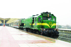 ۴ هزار واگن مسافری کم داریم