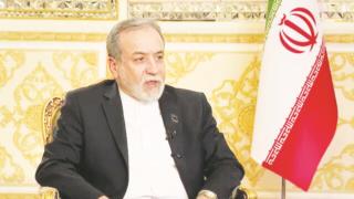 تنگه هرمز برای همه جز آمریکا و متحدانش باز است
