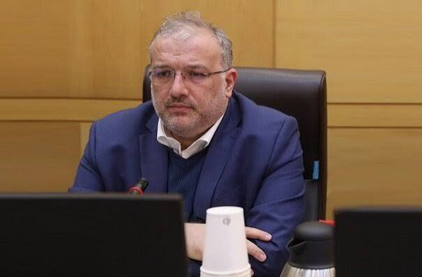نمی‌توان از جامعه انتظار همراهی داشت، اما صدای انتقادشان را نشنید