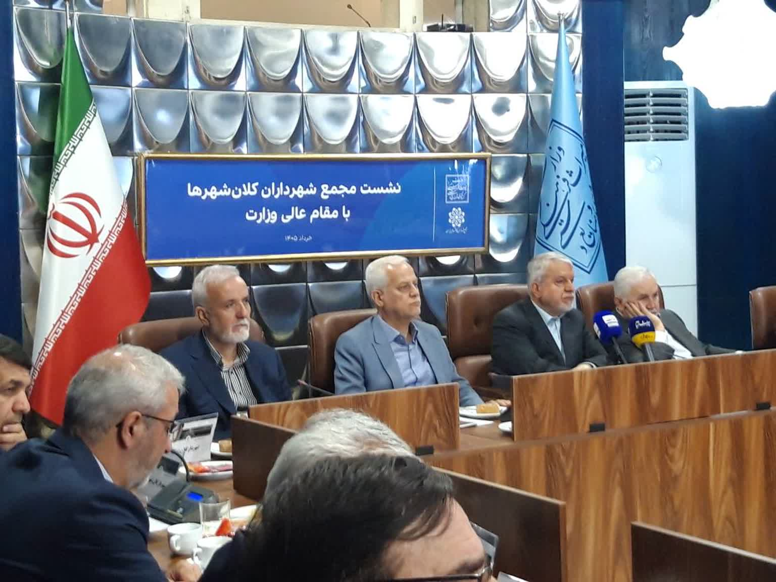 تأکید شهردار شیراز بر یکپارچگی مدیریت و رفع ناهماهنگی‌ها  در بافت‌های تاریخی