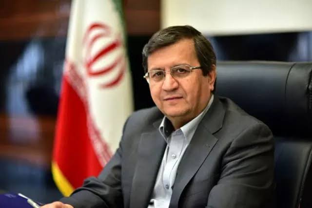 ما نمی‌توانیم همیشه فقط «مدیریت بحران» بکنیم بلکه باید به «مسئله محوریت توسعه کشور» بپردازیم