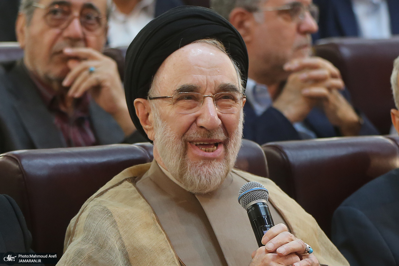 نظم جهانی ظالمانه است، اما باید  برای تأمین منافع ایران در آن فعالیت کنیم
